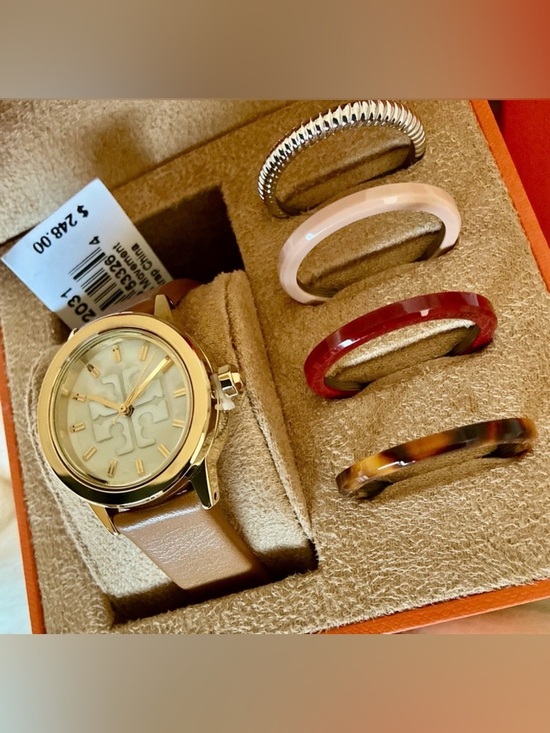 Tory Burch Gigi Watch Set NWT - Picture 2 of 11